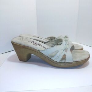 Cobbie Cuddlers Sandals Womens 8.5 Slip On Heel Shoes Cream Leather Comfort